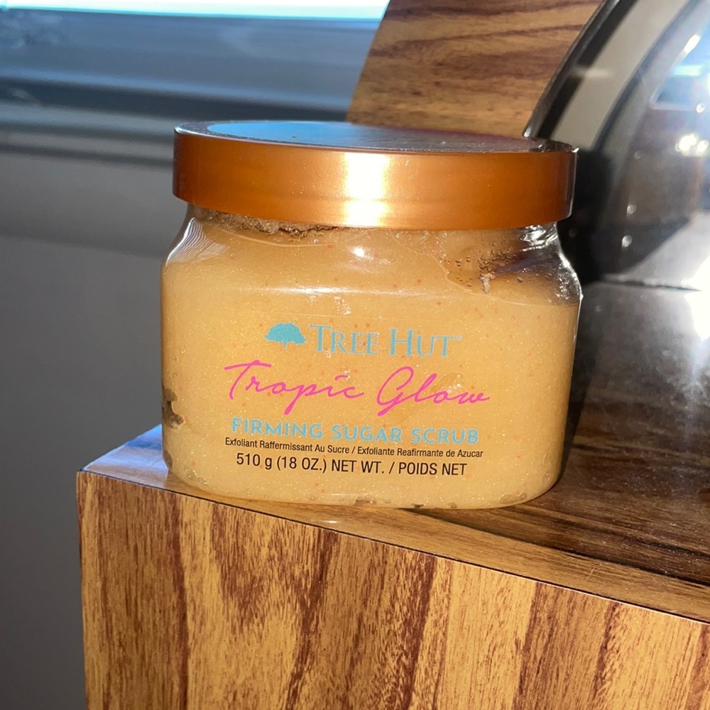 Tree hut Tropical Glow Firming Sugar Scrub
